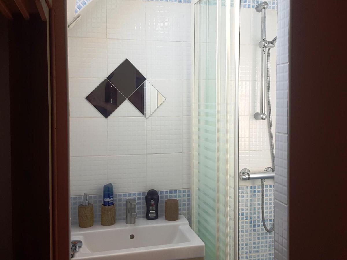 Apakabar Homestay - Proche Gare Melun, Parking Prive, Netflix La Rochette  Экстерьер фото