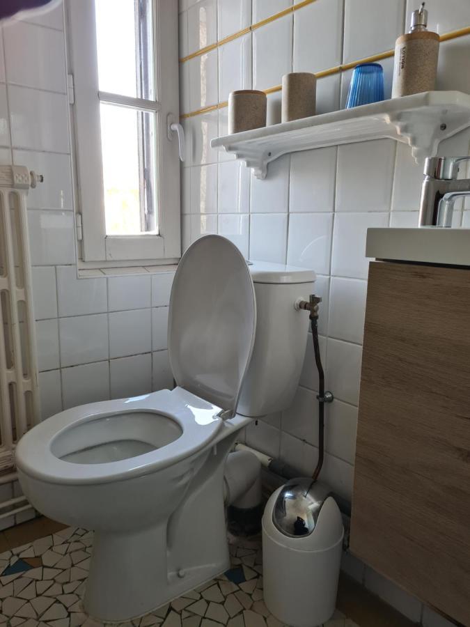 Apakabar Homestay - Proche Gare Melun, Parking Prive, Netflix La Rochette  Экстерьер фото