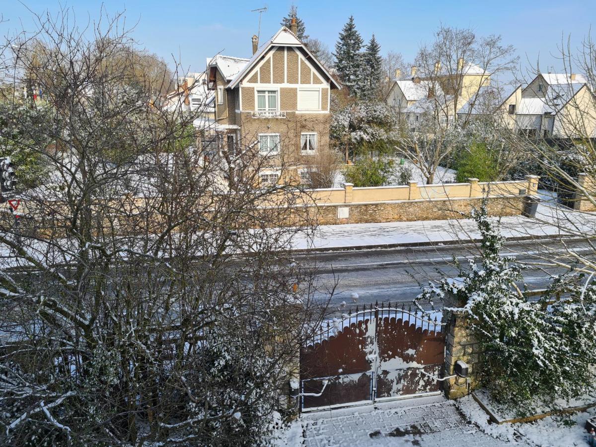 Apakabar Homestay - Proche Gare Melun, Parking Prive, Netflix La Rochette  Экстерьер фото