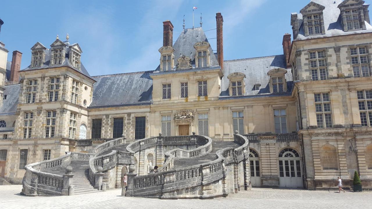 Apakabar Homestay - Proche Gare Melun, Parking Prive, Netflix La Rochette  Экстерьер фото